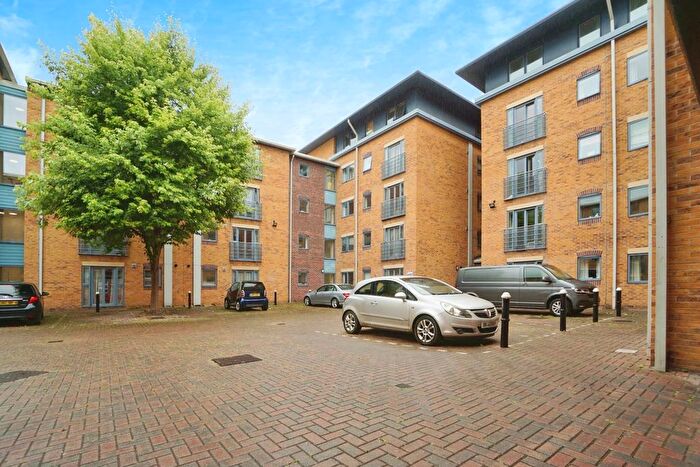 2 Bedroom Flat For Sale In Leadmill Court, Sheffield City Centre, Sheffield, S1