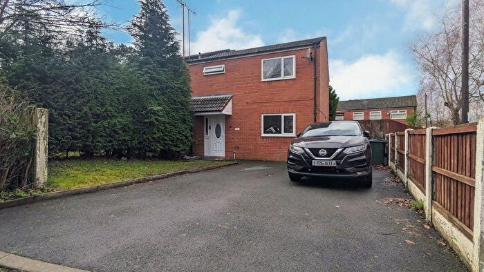 3 Bedroom End Of Terrace House For Sale In Lowcroft, Skelmersdale, WN8