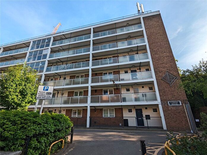 3 Bedroom Flat To Rent In Gabriel House, Old Paradise Street, Kennington, London, SE11