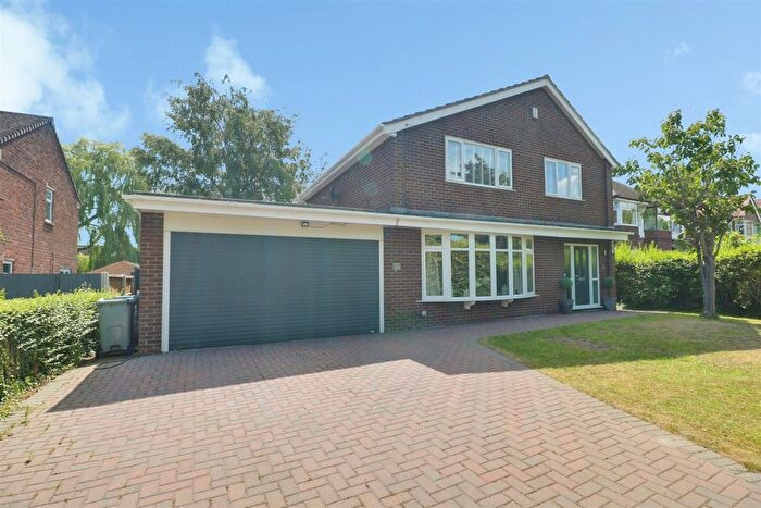 4 Bedroom Detached House For Sale In Sandbach Road, Church Lawton, ST7