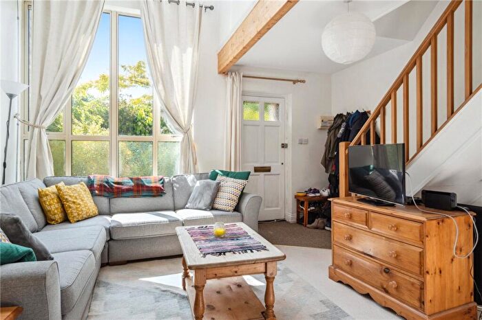 2 Bedroom Terraced House To Rent In Linden Court, Holyoake Road, Headington, Oxford, OX3