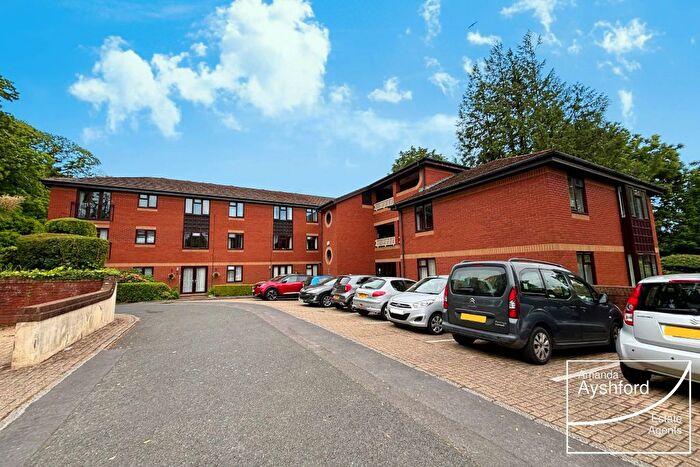 2 Bedroom Property For Sale In Richmond Court, Oldway Road, Preston, TQ3