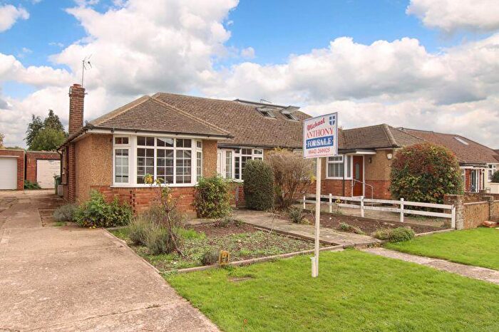 2 Bedroom Semi-Detached Bungalow For Sale In Adeyfield Gardens, Hemel Hempstead, HP2
