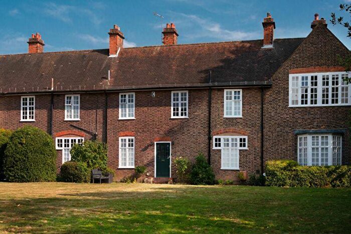 5 Bedroom Terraced House For Sale In Hampstead Way, Hampstead Garden Suburb, London, NW11