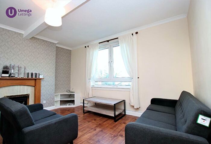 2 Bedroom Flat To Rent In Hutchison Avenue, Slateford, Edinburgh, EH14