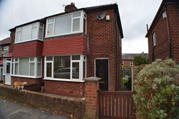 2 Bedroom Semi-Detached House To Rent In Acorn Avenue, Hyde, SK14