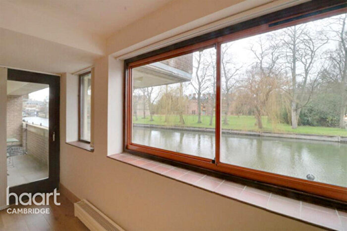 2 Bedroom Apartment To Rent In Beaufort Place, Thompsons Lane, Cambridge, CB5