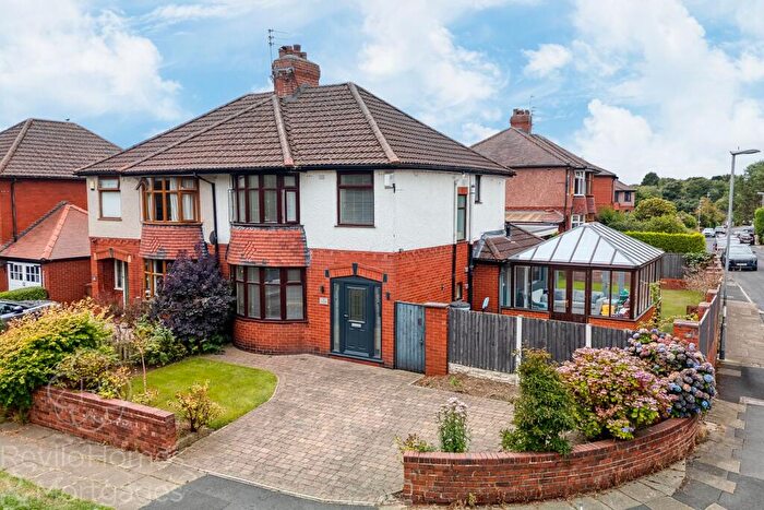 3 Bedroom Semi-Detached House For Sale In Half Acre Road, Rochdale, OL11