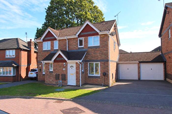 2 Bedroom Semi-Detached House For Sale In Quilling Close, Trowbridge, BA14