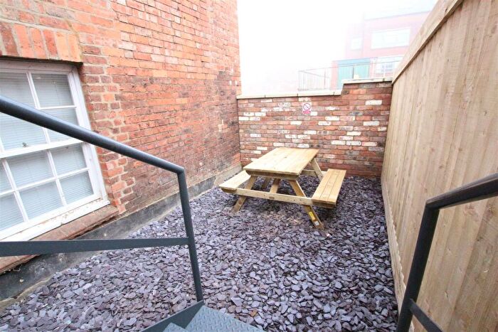 1 Bedroom Flat To Rent In Hazelwood Road, Northampton, Northampton, NN1