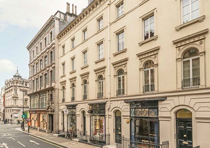 2 Bedroom Flat To Rent In Maddox Street, Mayfair, W1S