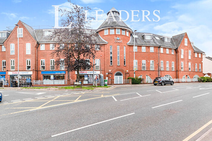 1 Bedroom Flat To Rent In Lyon Court, Hitchin, SG4