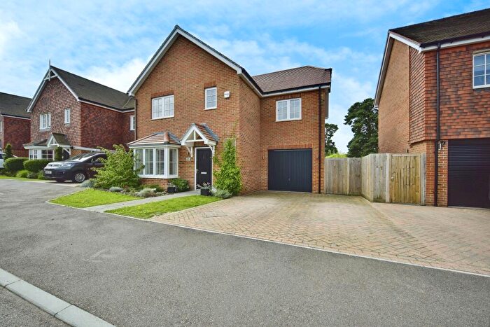 4 Bedroom Detached House For Sale In Barty Way, Thurnham, Maidstone, Kent, ME14