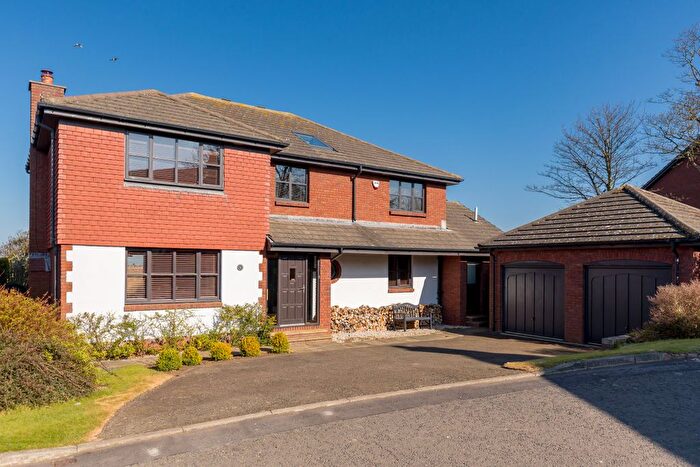 4 Bedroom Detached House For Sale In Glasclune Gardens, North Berwick, East Lothian, EH39