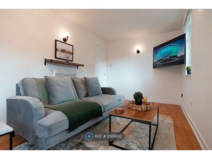 1 Bedroom Flat To Rent In St Georges Road, Glasgow, G3