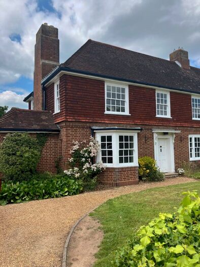 4 Bedroom Semi-Detached House To Rent In Holbrook, Ipswich, Suffolk, IP9