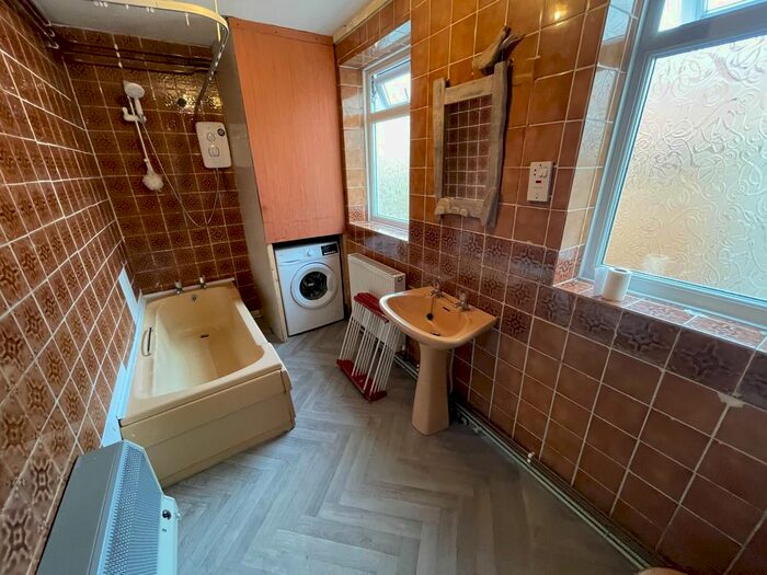 2 Bedroom Property To Rent In Bedford Terrace, New Inn Road, Handsworth, Birmingham B19