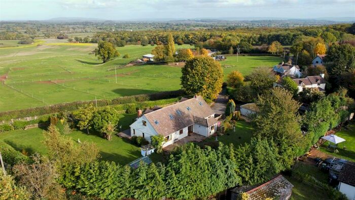 4 Bedroom Detached Bungalow For Sale In Brand Green, Nr Redmarley, GL19