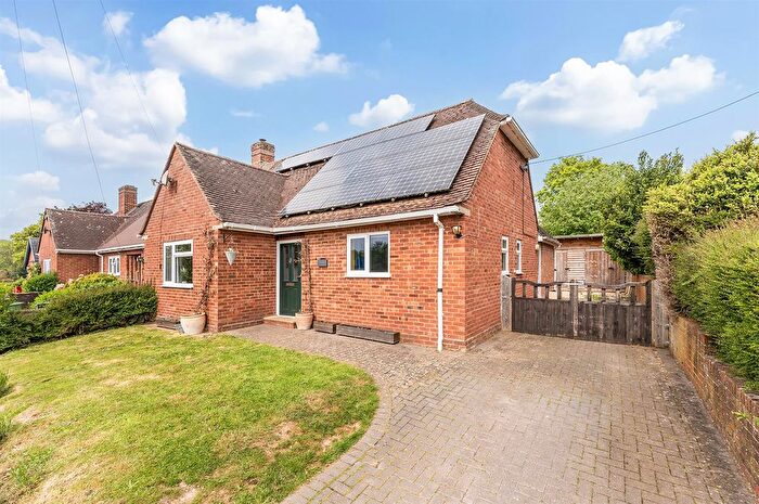 4 Bedroom Property For Sale In Greensey, Ragged Appleshaw, Andover, SP11