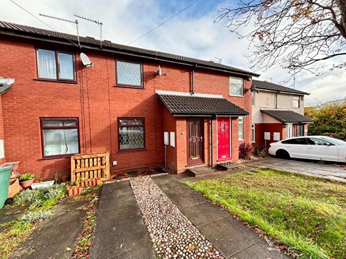 2 Bedroom Mews To Rent In Green Hill, Prestwich, Manchester, M25