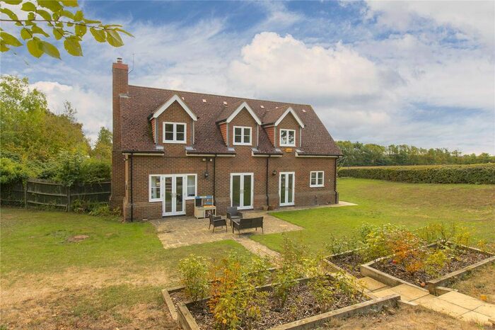 4 Bedroom Detached House For Sale In Swann's Close, Tadlow, Royston, Hertfordshire, SG8