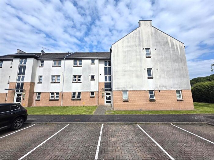 2 Bedroom Apartment To Rent In Heather Wynd, Newton Mearns, Glasgow, G77