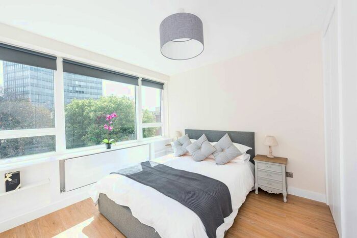 2 Bedroom Flat To Rent In John Islip Street, Westminster, London, SW1P