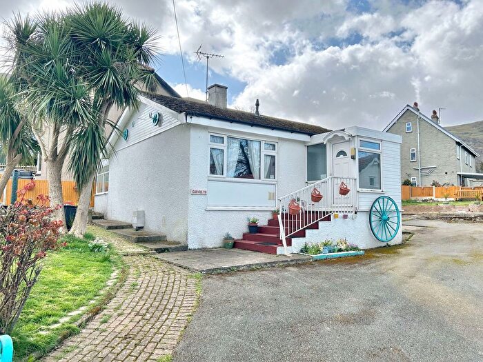 2 Bedroom Bungalow For Sale In Gilfach Road, Penmaenmawr, LL34