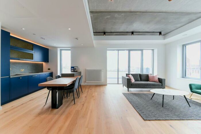 2 Bedroom Apartment To Rent In Serapis House, Goodluck Hope, London, E14