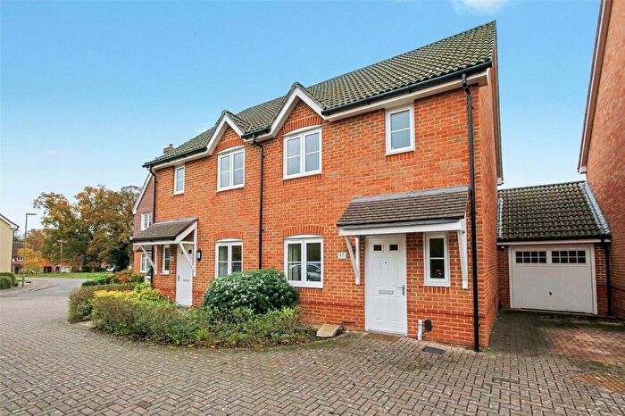3 Bedroom Semi Detached House For Sale In Twitchens Road, Holybourne, Alton, Hampshire, GU34