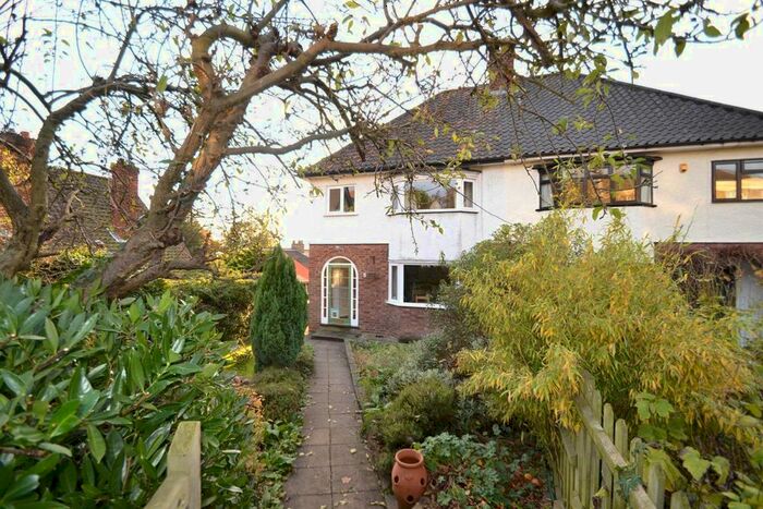 3 Bedroom Semi-Detached House To Rent In Rosedale Crescent, Norwich, NR1