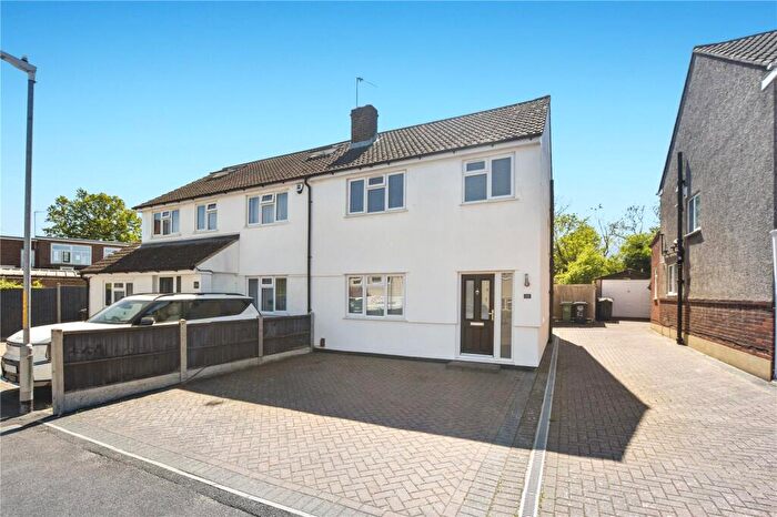 3 Bedroom Semi-Detached House For Sale In Wood Close, Bexley, Kent, DA5