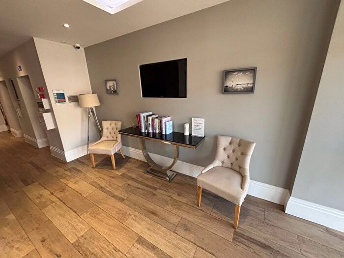 1 Bedroom Flat To Rent In Seventy Seven Development, Aldenham Road, Bushey, Hertfordshire, WD23