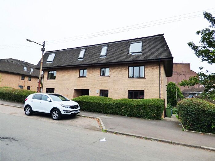 2 Bedroom Flat To Rent In Shawhill Road, Shawlands, Glasgow, G41