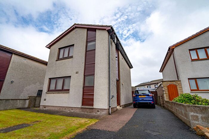 3 Bedroom Detached House For Sale In Beech Avenue, Fraserburgh, AB43
