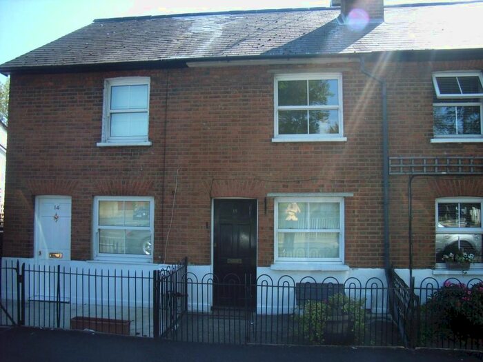 3 Bedroom Terraced House To Rent In St. Judes Road, Englefield Green, Egham, TW20