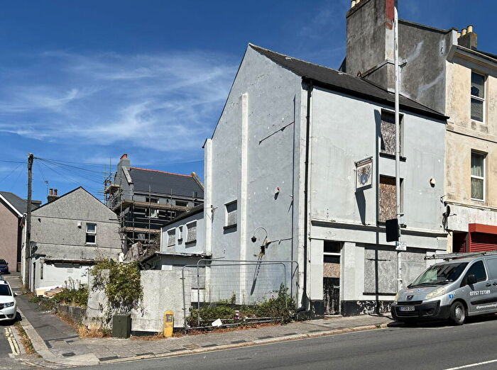 8 Bedroom House Of Multiple Occupation For Sale In Albert Rd, Plymouth, PL2