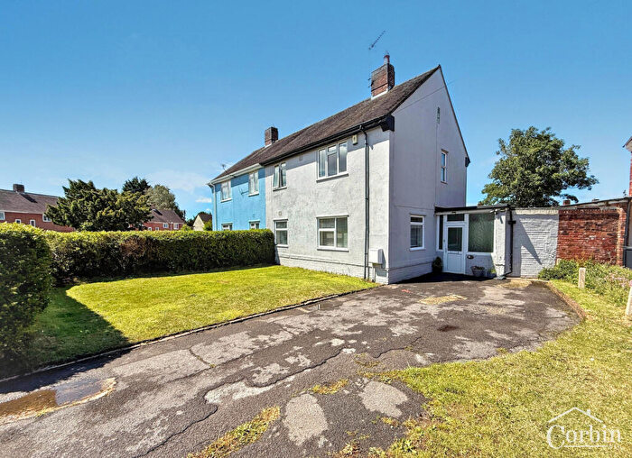 3 Bedroom Semi-Detached House For Sale In Sunningdale Crescent, Bournemouth, BH10