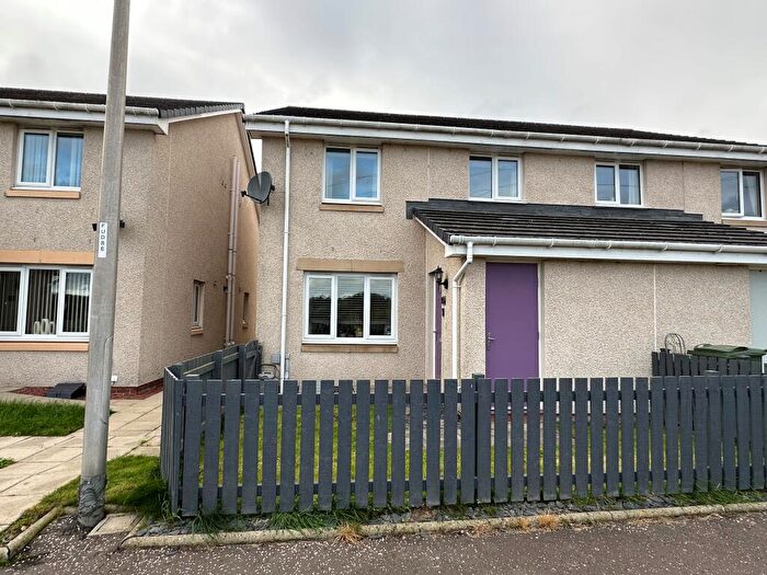 2 Bedroom House To Rent In Kings Seat Place, Maddiston, FK2