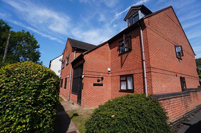 1 Bedroom Flat For Sale In Old Coach Drive, Coach House Old Coach Drive, HP11