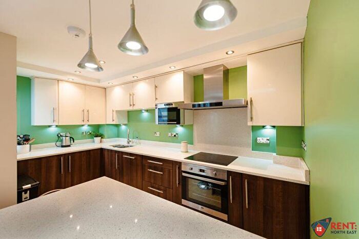 4 Bedroom Terraced House To Rent In Clayton Park Square, Newcastle Upon Tyne, NE2