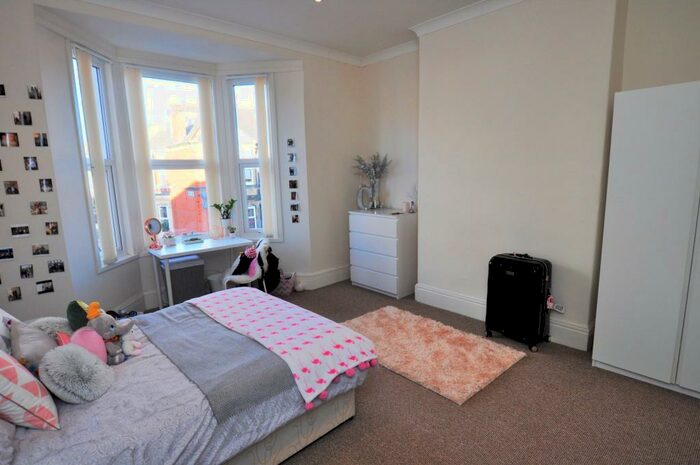 4 Bedroom Maisonette To Rent In Bayswater Road, Jesmond, Newcastle Upon Tyne, NE2