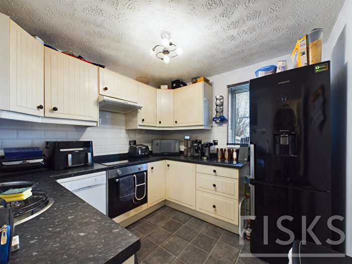 2 Bedroom Block Of Apartments For Sale In London Road, Benfleet, SS7