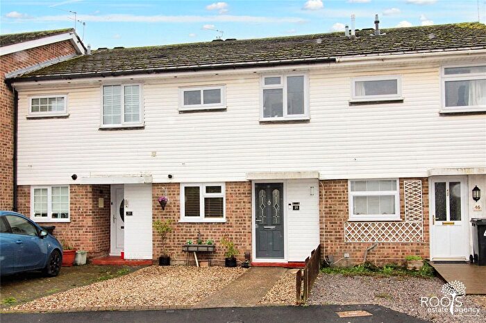 3 Bedroom Terraced House For Sale In Sutton Road, Speen, Newbury, Berkshire, RG14