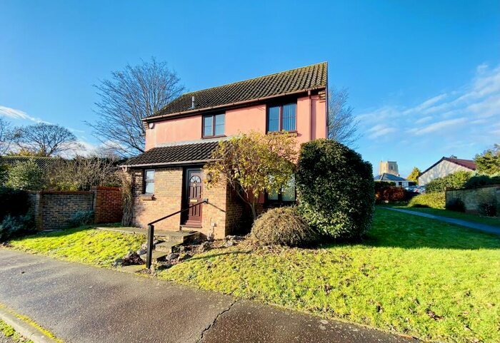 4 Bedroom Detached House To Rent In Oak Lane, NR9