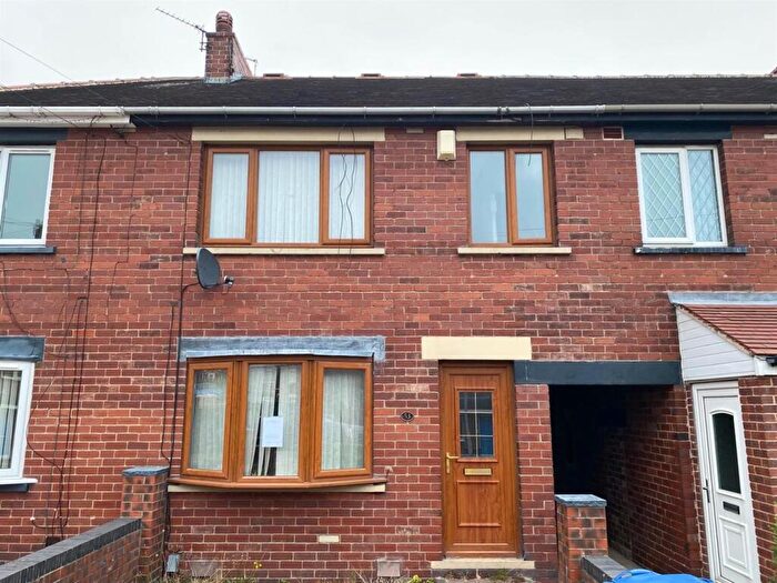 3 Bedroom Terraced House For Sale In Park Avenue, New Lodge, Barnsley, S71