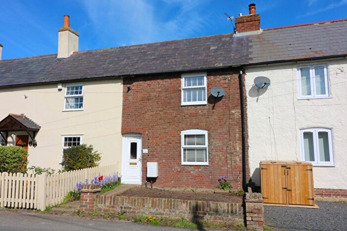 3 Bedroom Terraced House For Sale In The Street, Worth, CT14