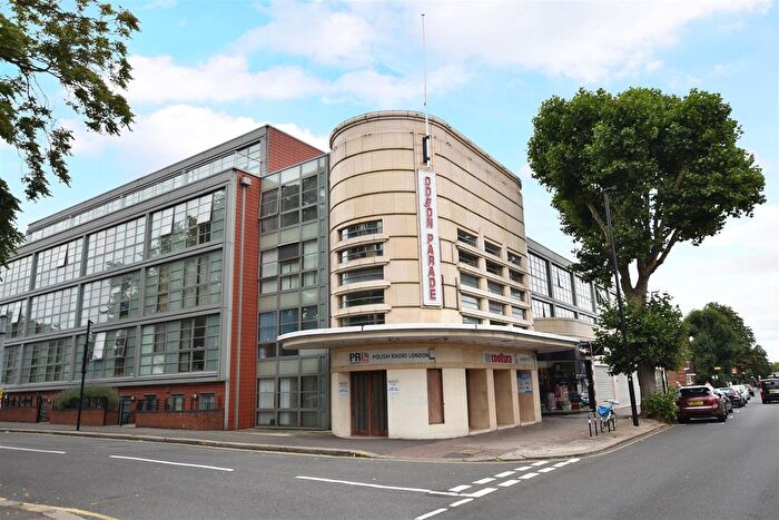 2 Bedroom Flat To Rent In London Road, Isleworth, TW7