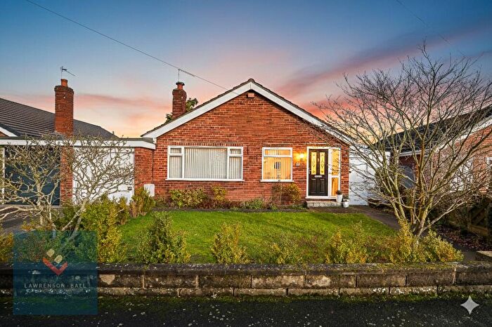 3 Bedroom Detached Bungalow For Sale In Peel Crescent, Ashton Hayes, CH3