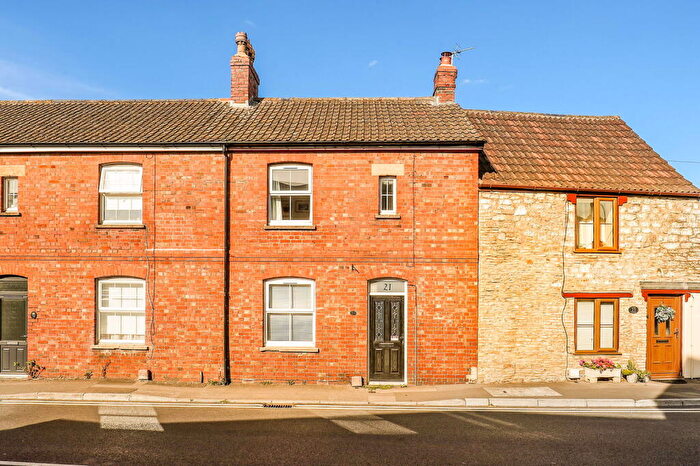 3 Bedroom Terraced House For Sale In High Street, Wickwar, GL12